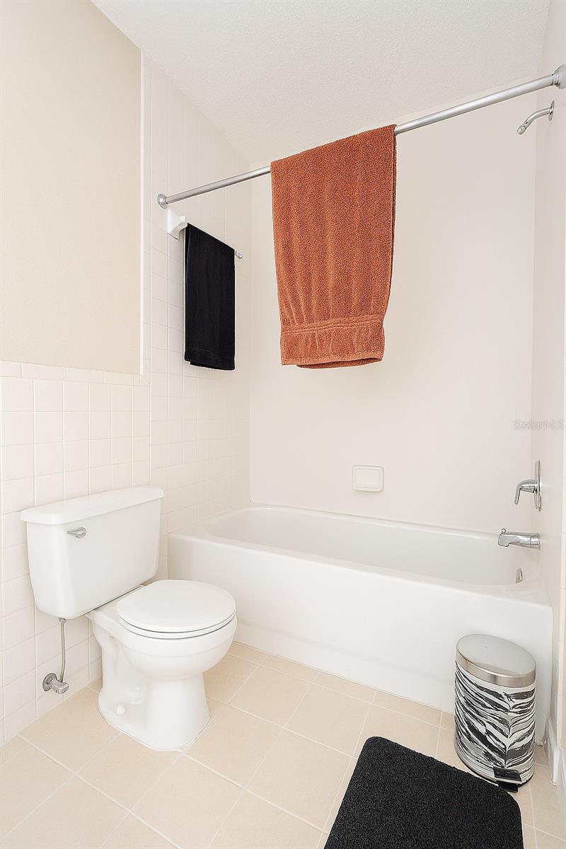 OM707202 Property Photo