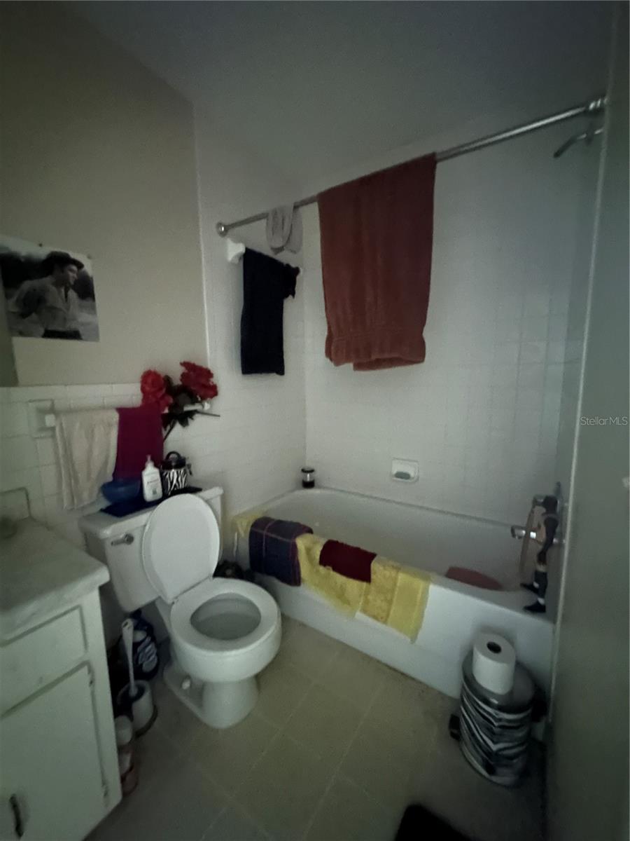 OM707202 Property Photo