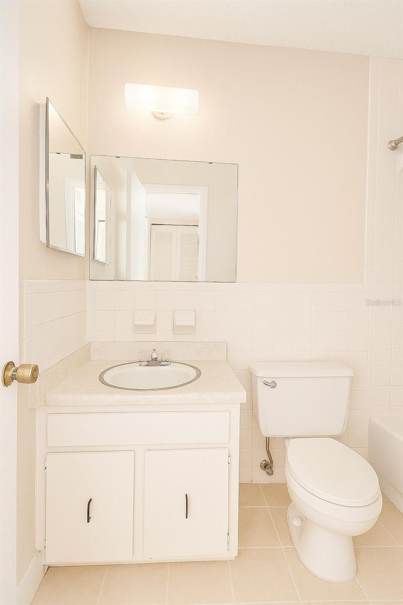 OM707202 Property Photo