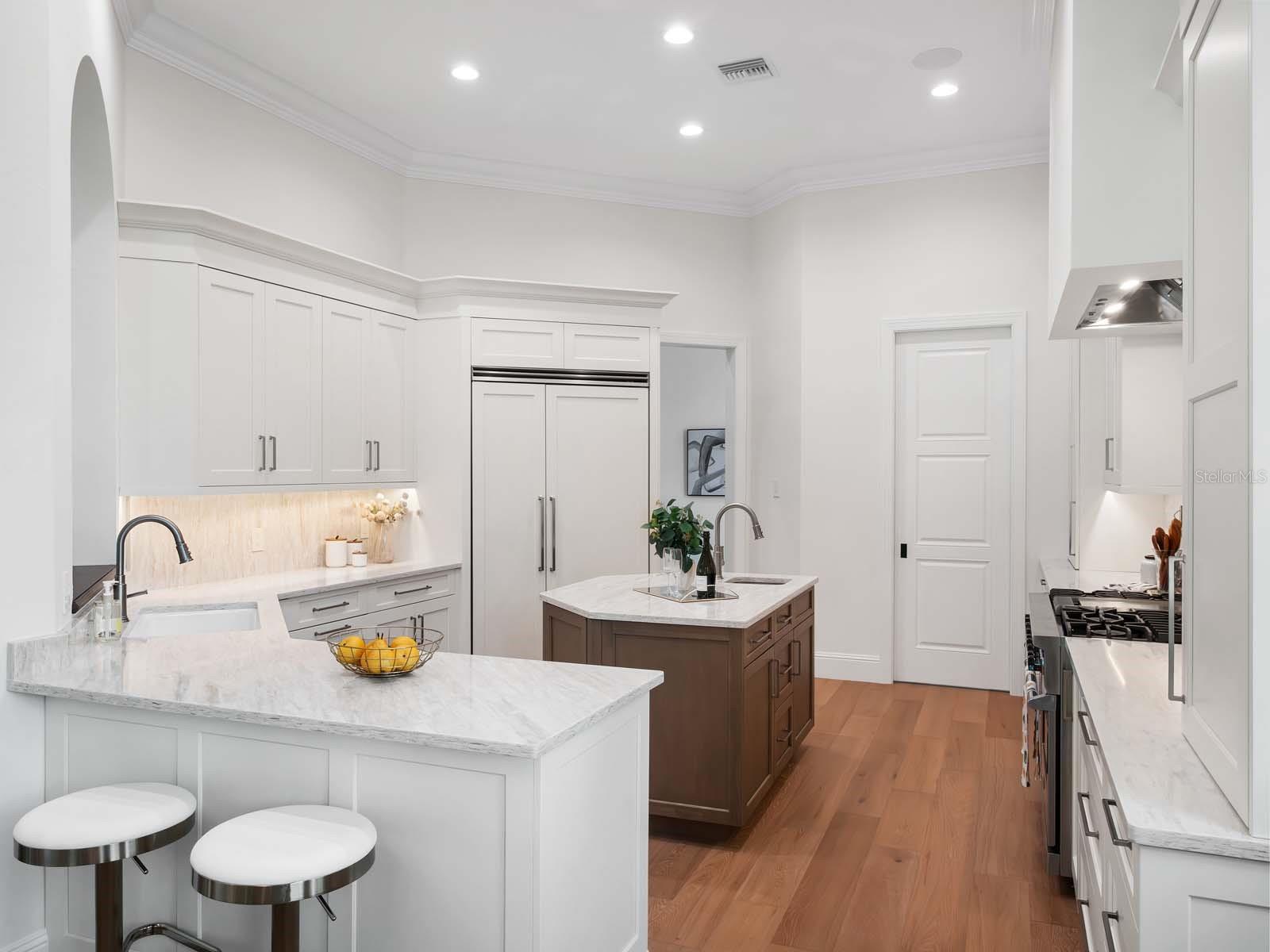 O6334371 Property Photo