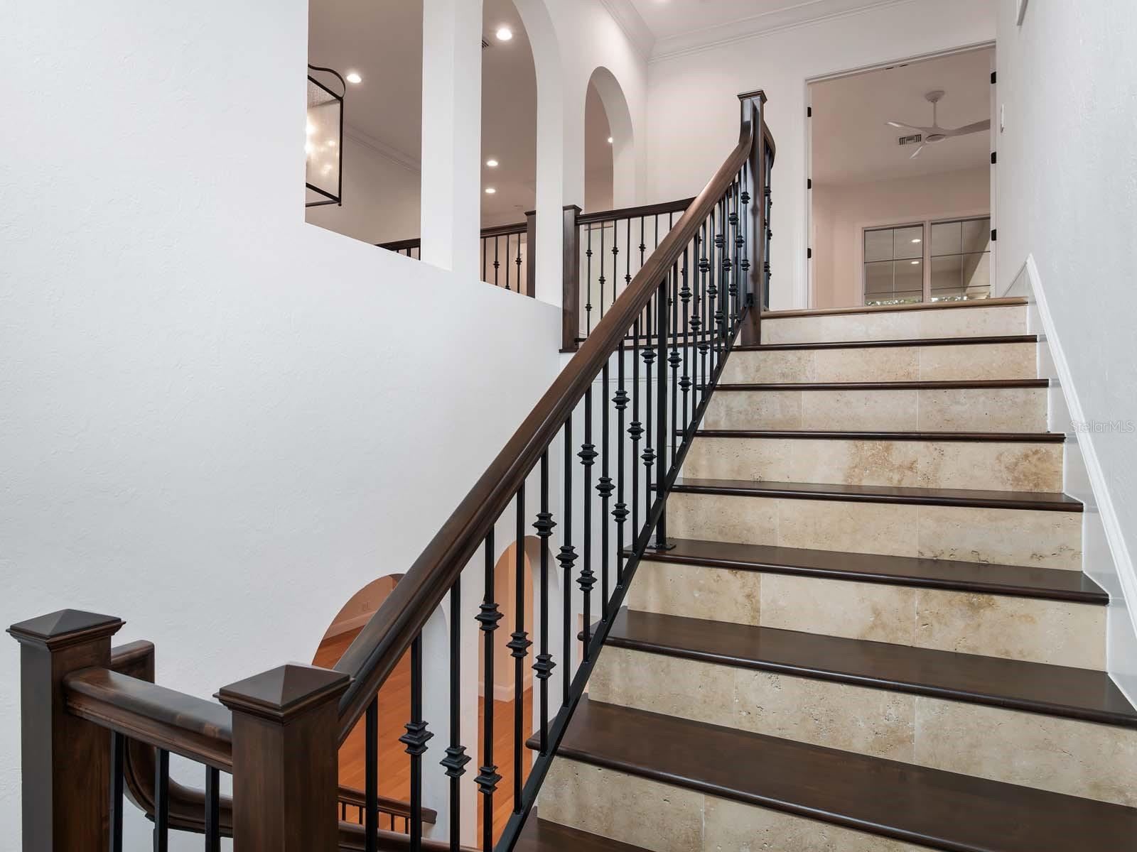 O6334371 Property Photo