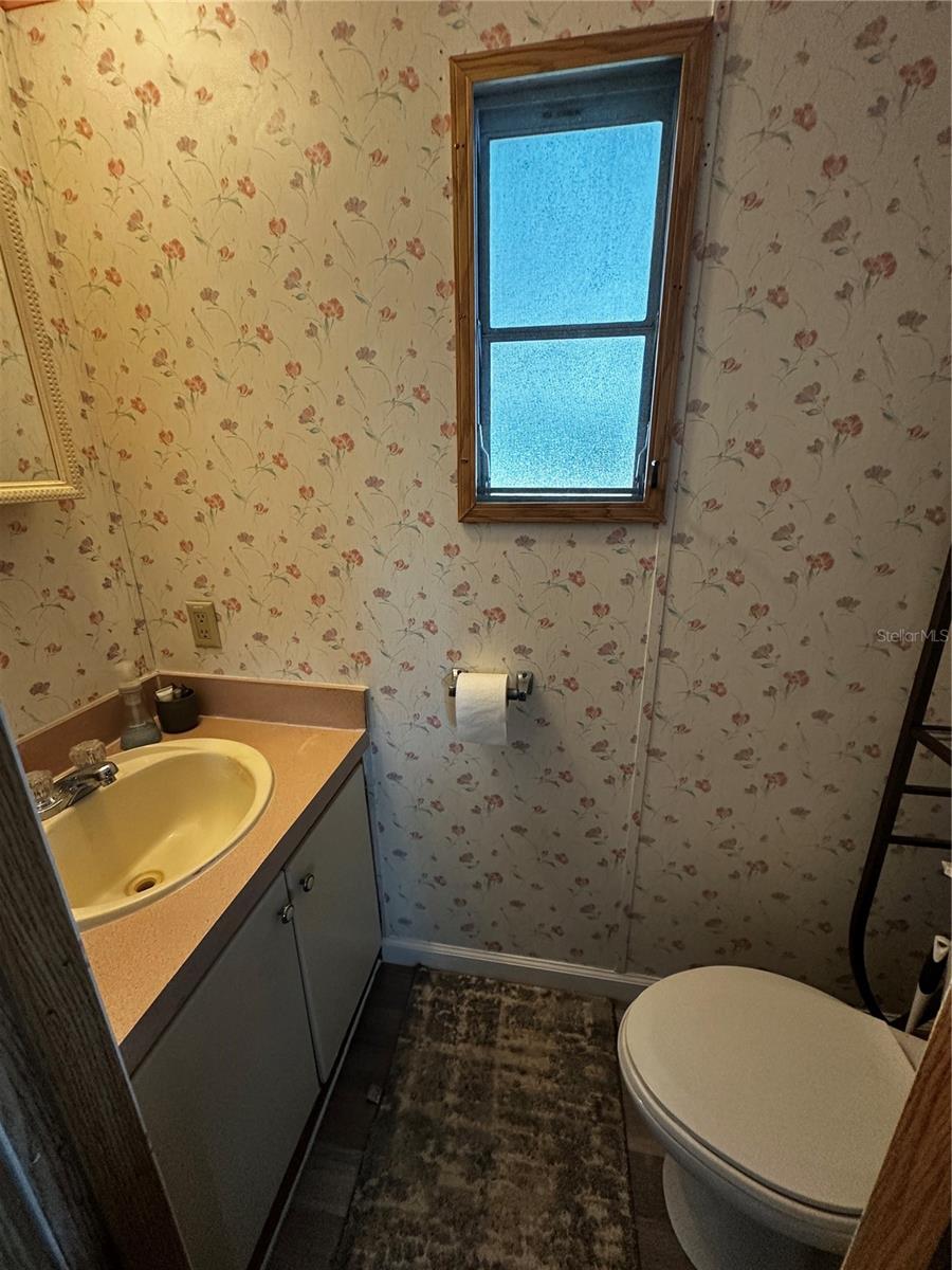 5010 NE WALDO RD #103, GAINESVILLE, FL, 32609