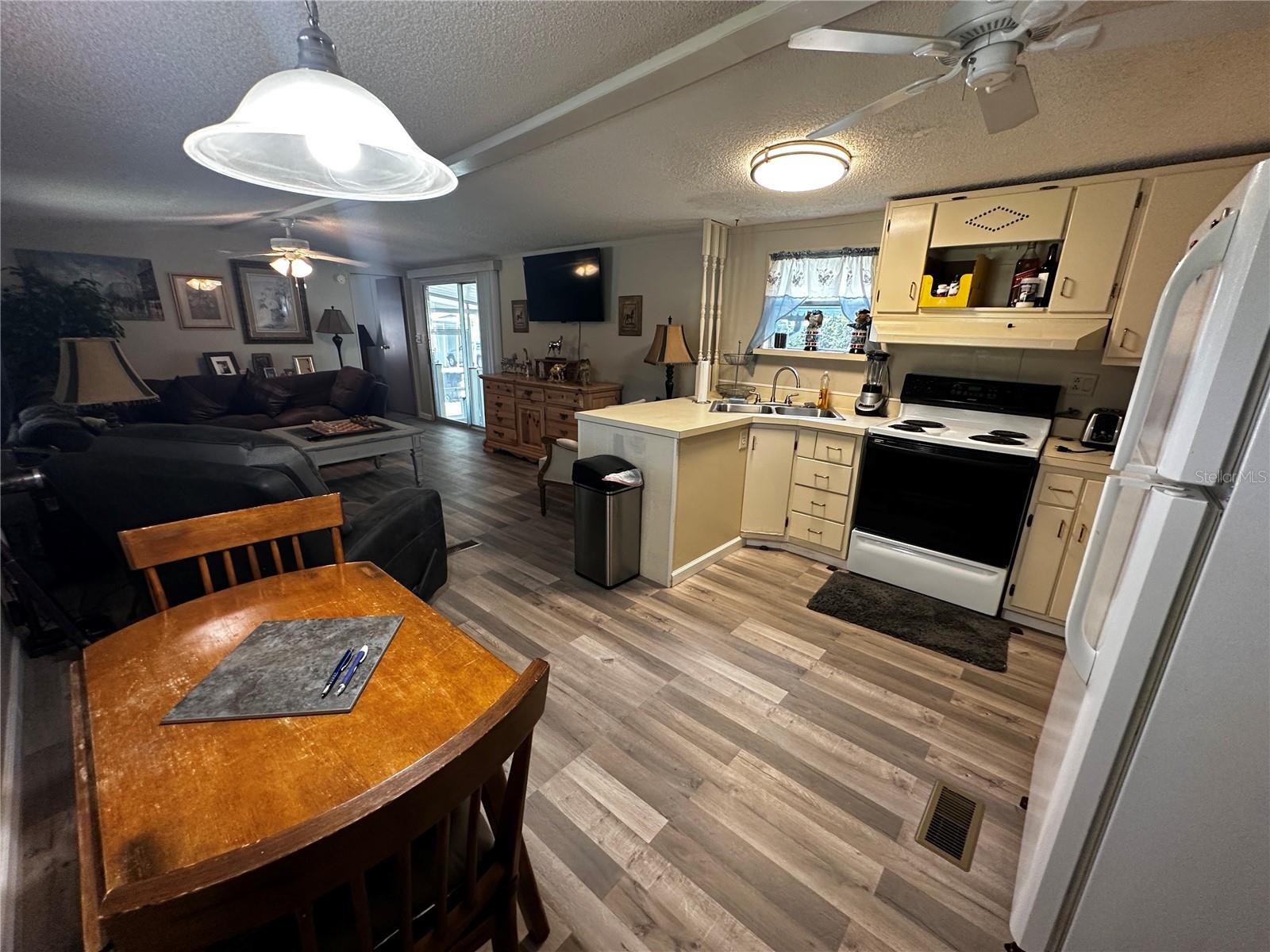 5010 NE WALDO RD #103, GAINESVILLE, FL, 32609