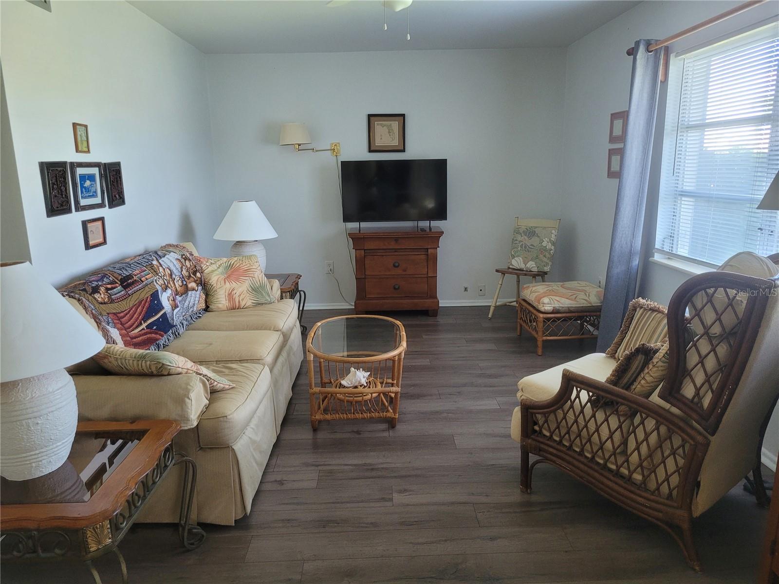 1408 NASHUA CIR, SUN CITY CENTER, FL, 33573