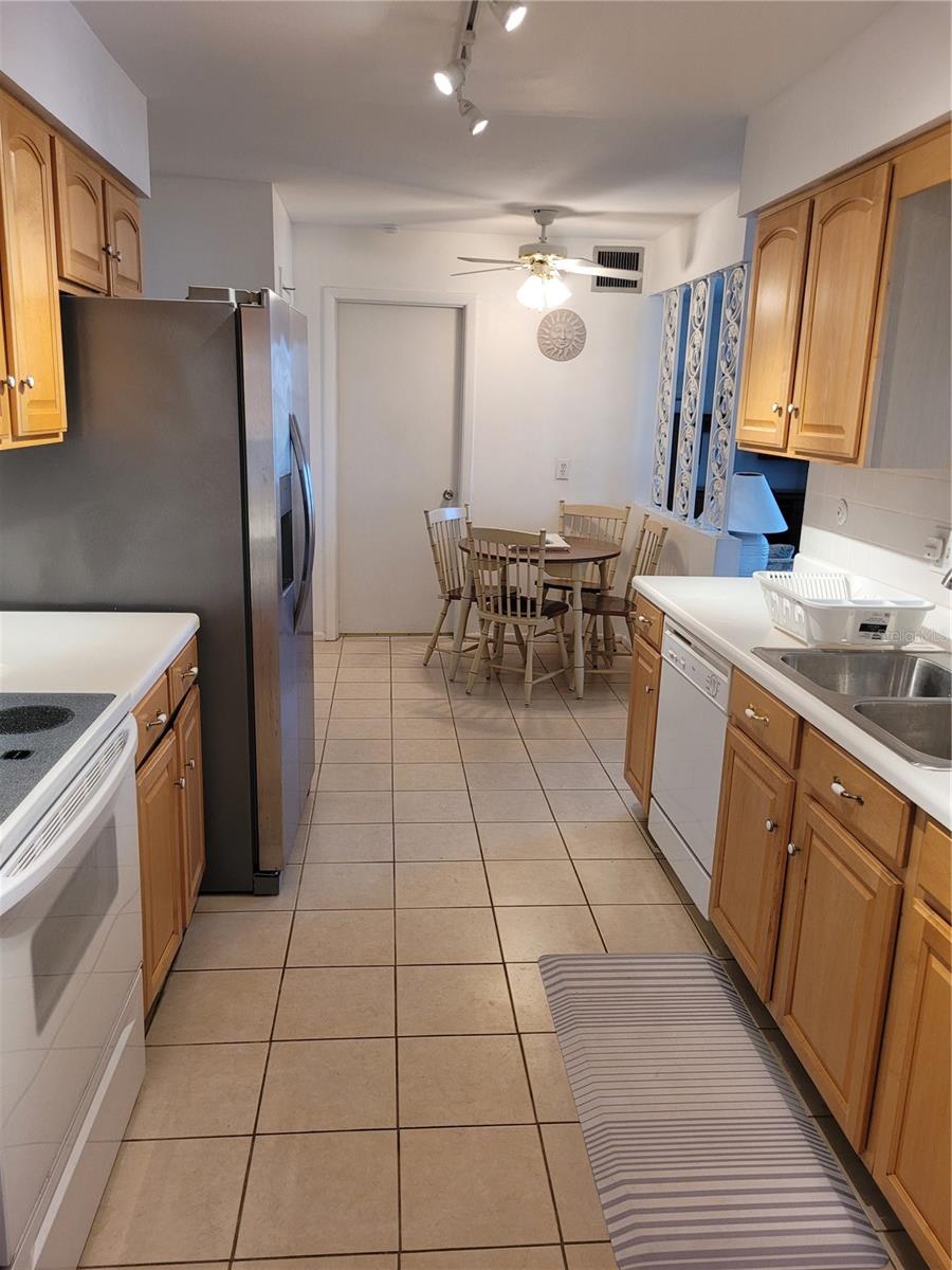 1408 NASHUA CIR, SUN CITY CENTER, FL, 33573