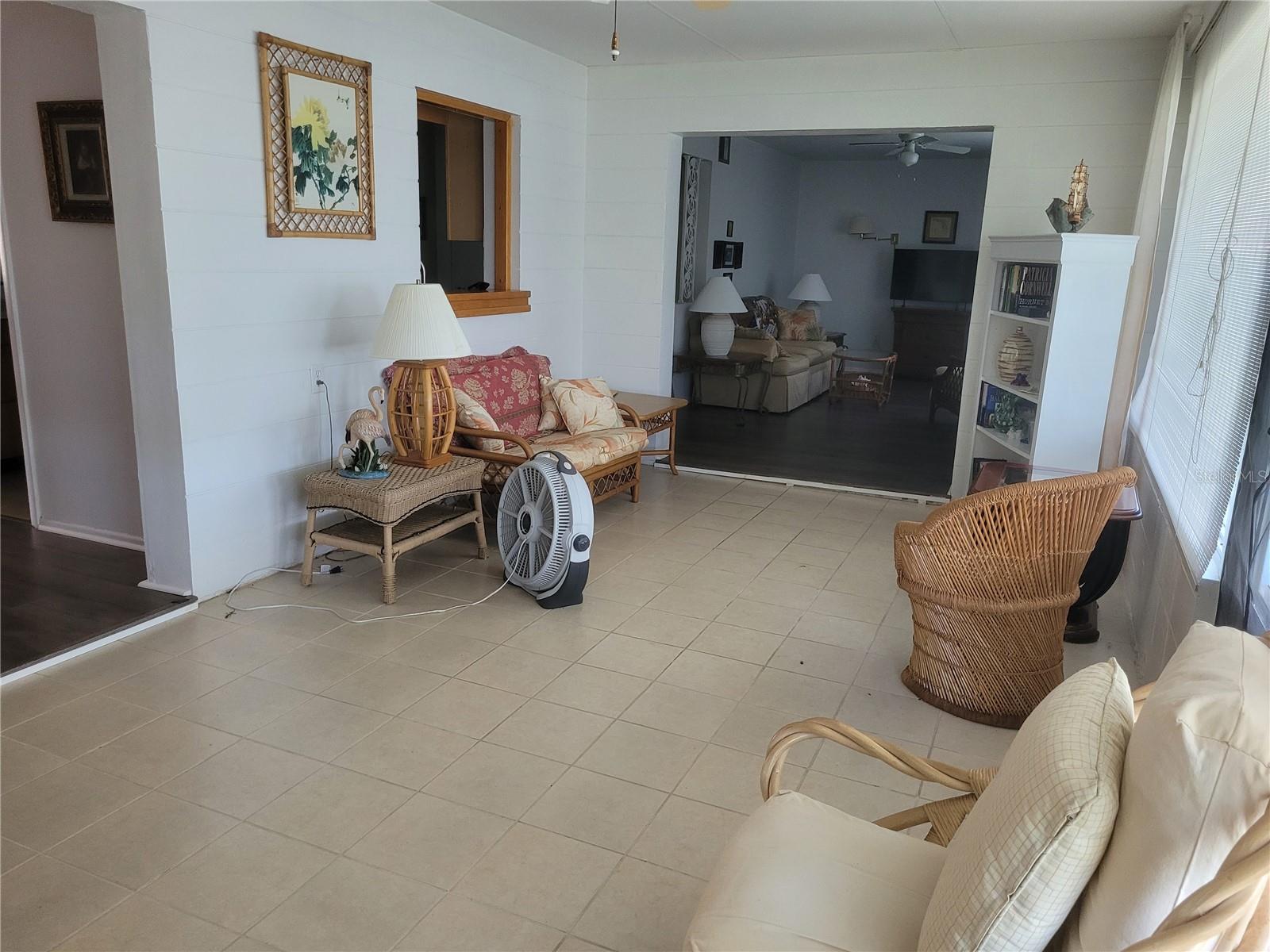 1408 NASHUA CIR, SUN CITY CENTER, FL, 33573