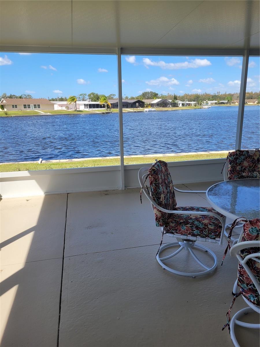 1408 NASHUA CIR, SUN CITY CENTER, FL, 33573