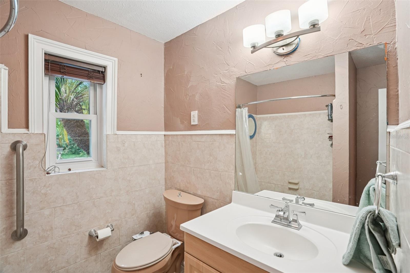 3000 DARTMOUTH AVE N, ST PETERSBURG, FL, 33713