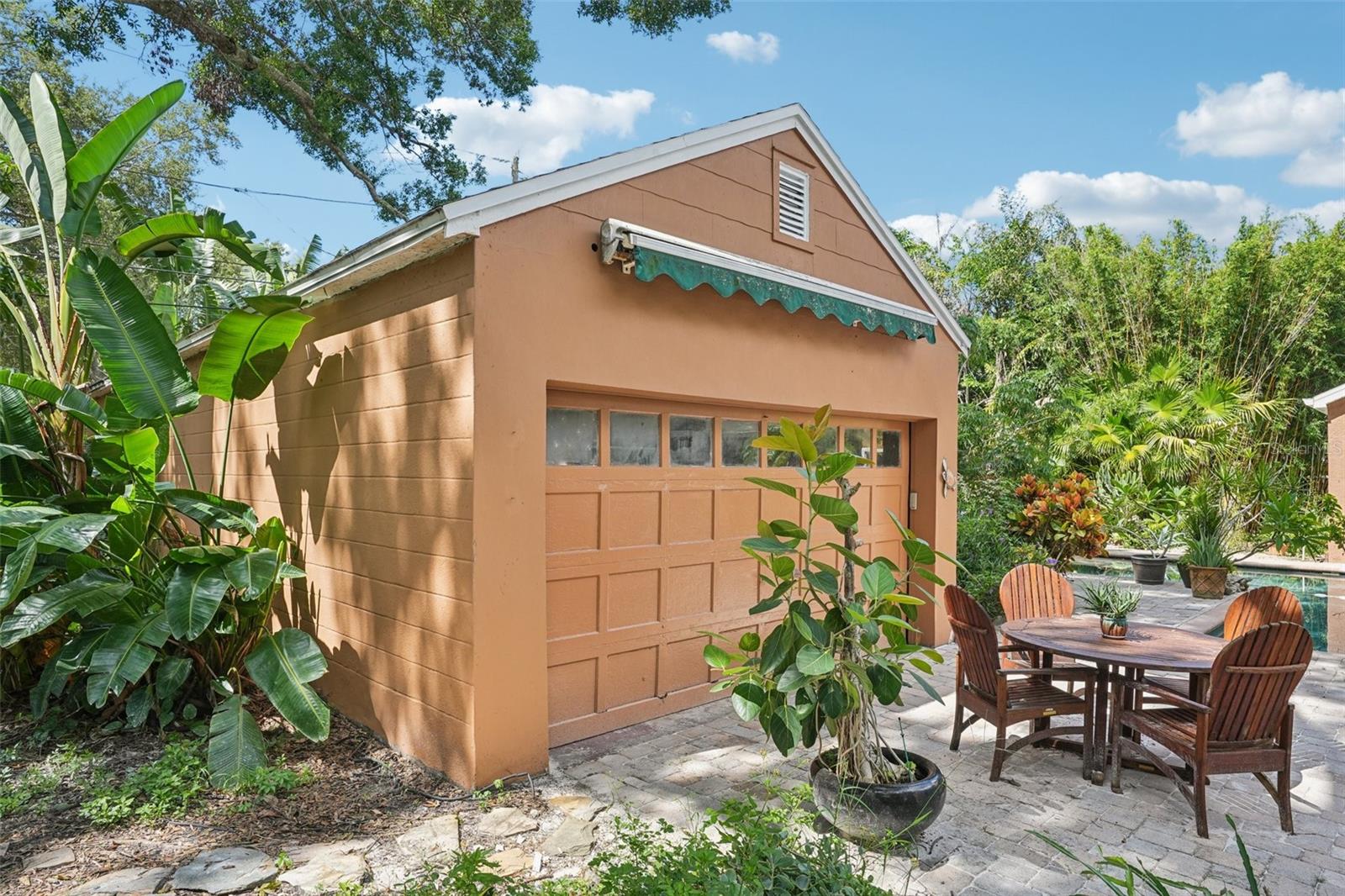 3000 DARTMOUTH AVE N, ST PETERSBURG, FL, 33713