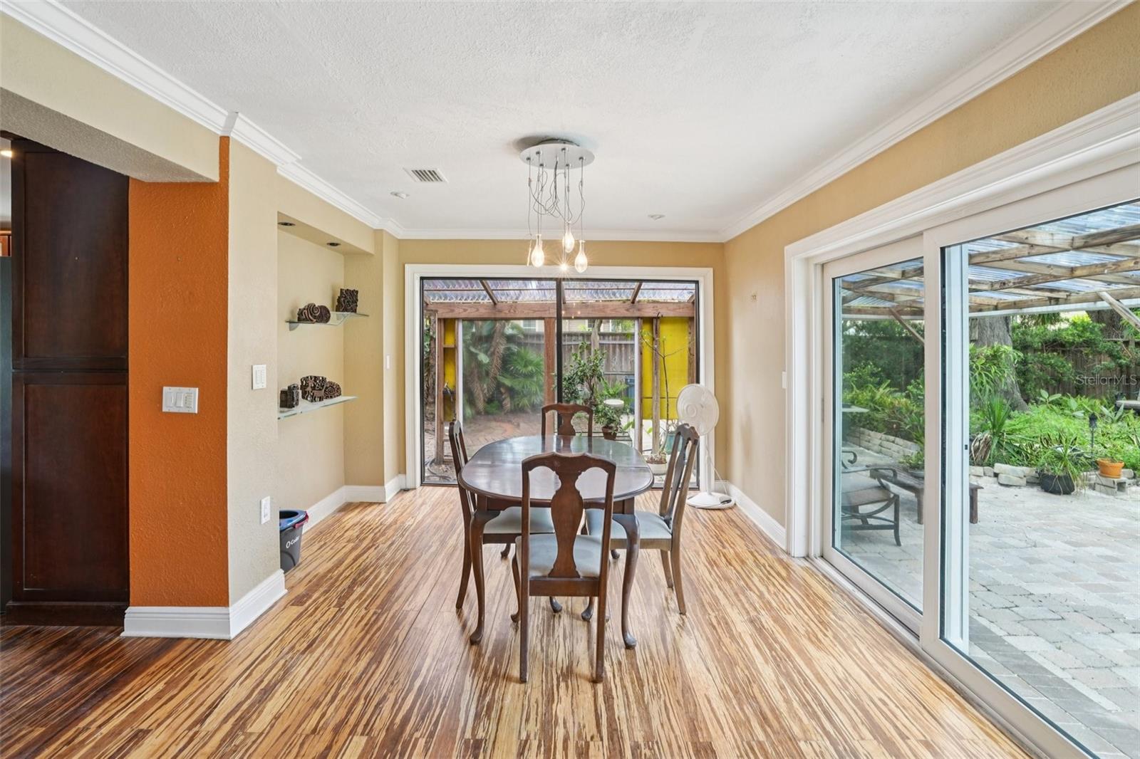 3000 DARTMOUTH AVE N, ST PETERSBURG, FL, 33713