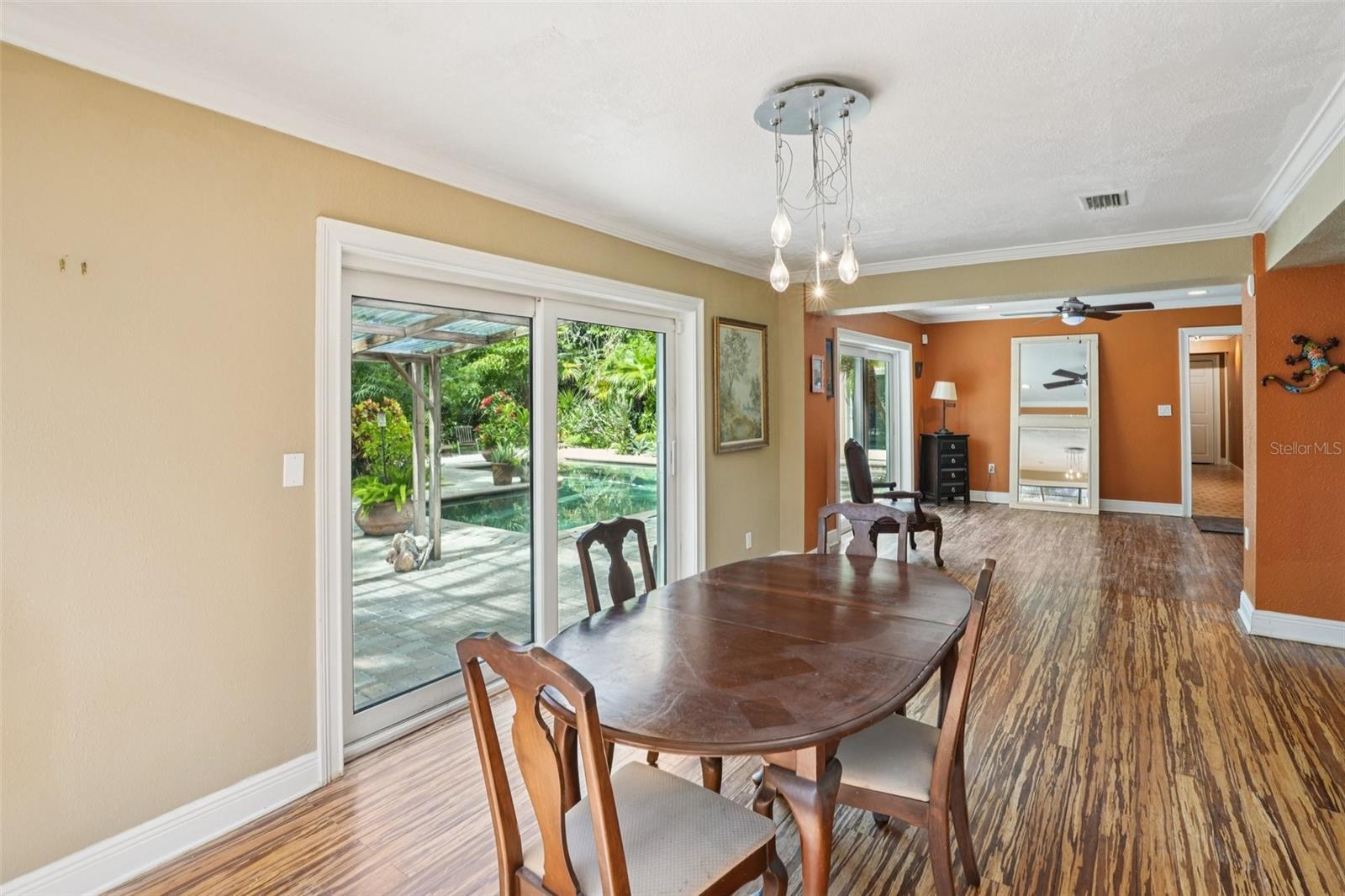 3000 DARTMOUTH AVE N, ST PETERSBURG, FL, 33713