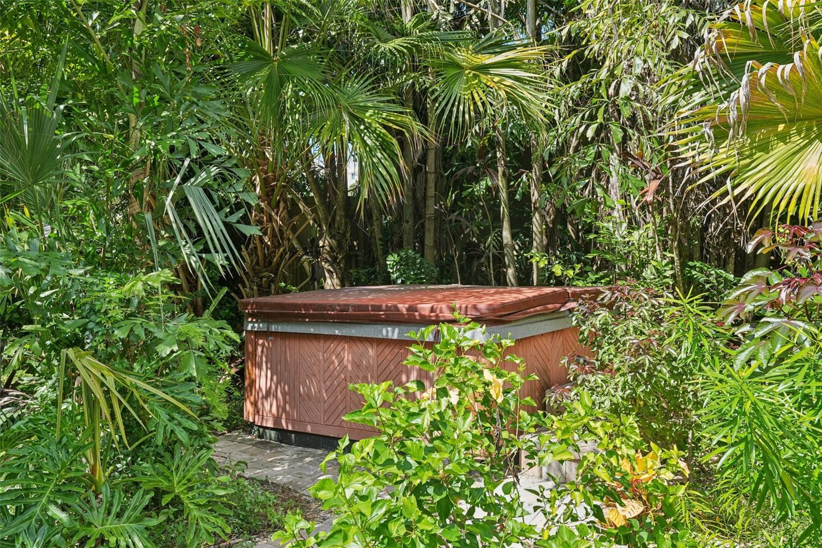 3000 DARTMOUTH AVE N, ST PETERSBURG, FL, 33713