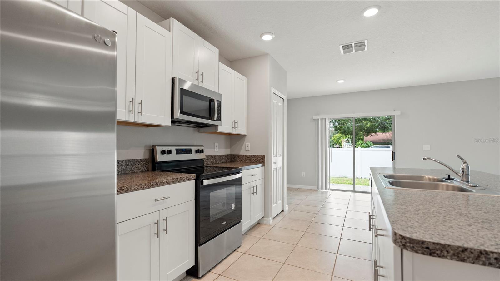 7231 SPRING SNOWFLAKE AVE, TAMPA, FL, 33619