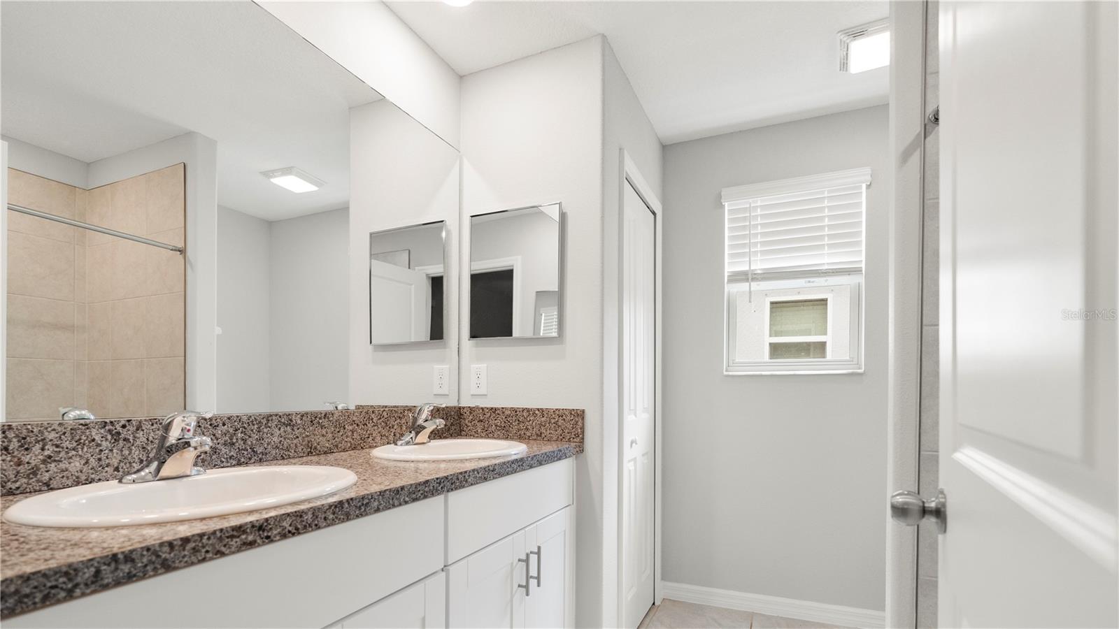 7231 SPRING SNOWFLAKE AVE, TAMPA, FL, 33619