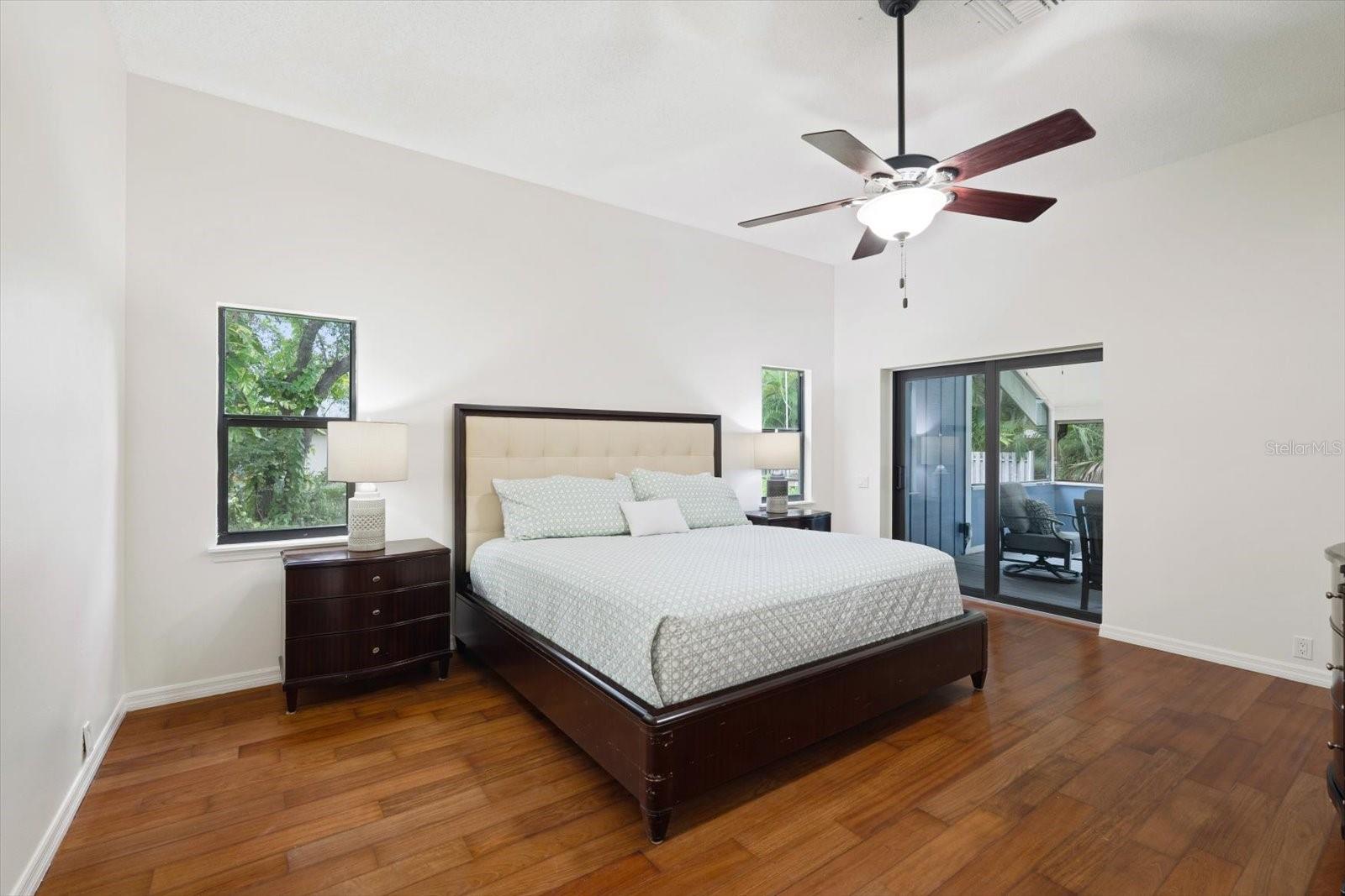 A4661571 Property Photo