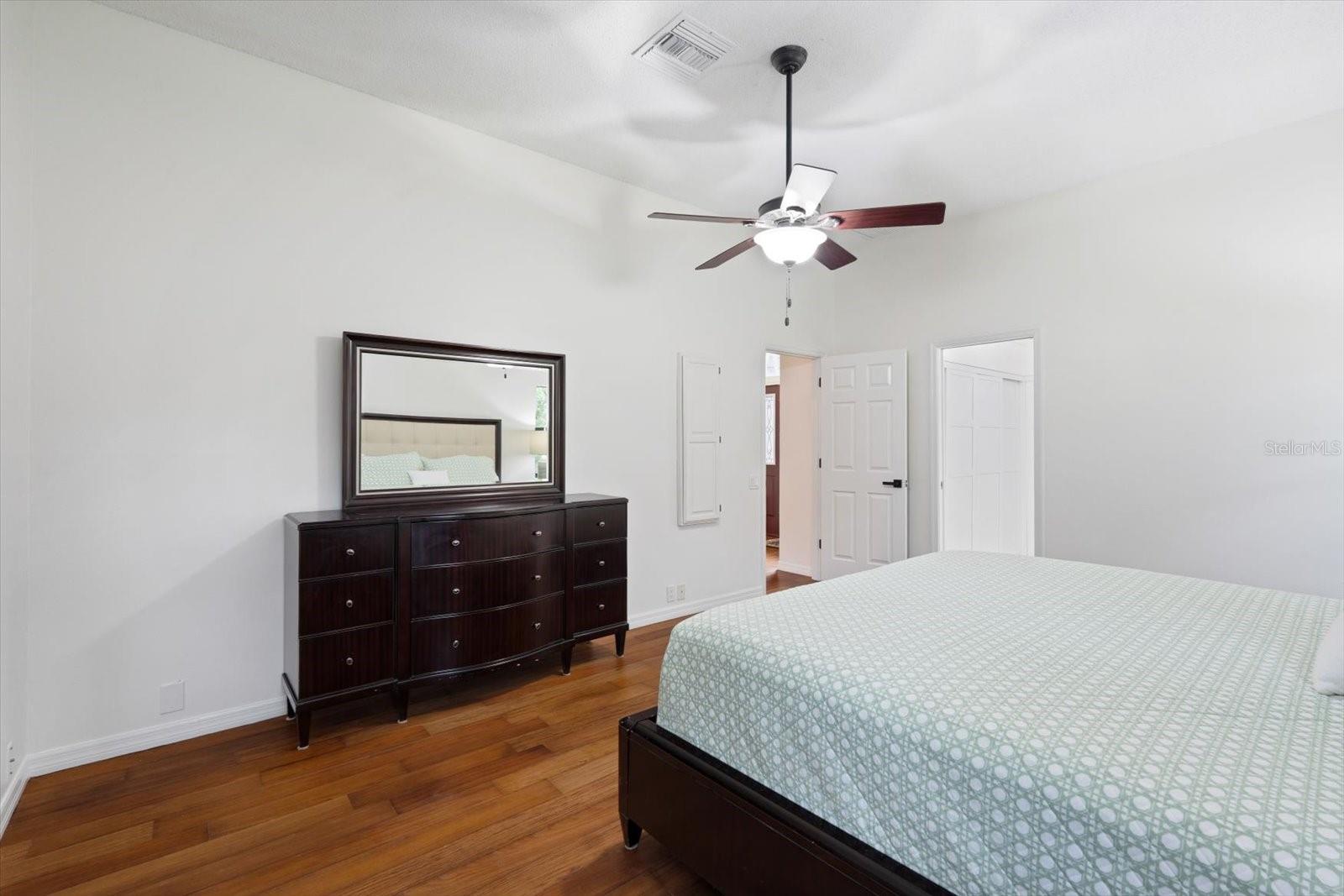 A4661571 Property Photo