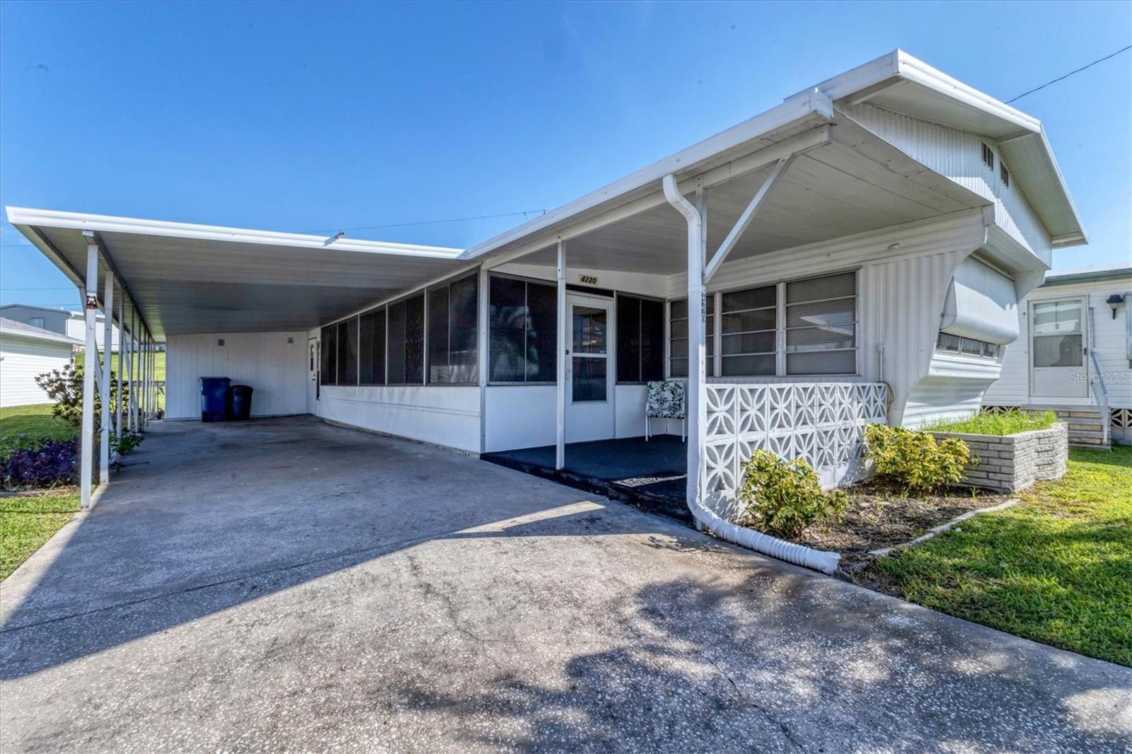 A4661581 Property Photo