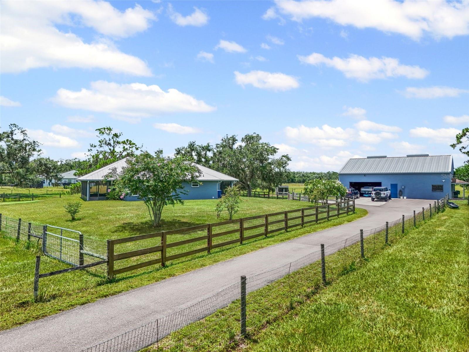 A4661606 Property Photo