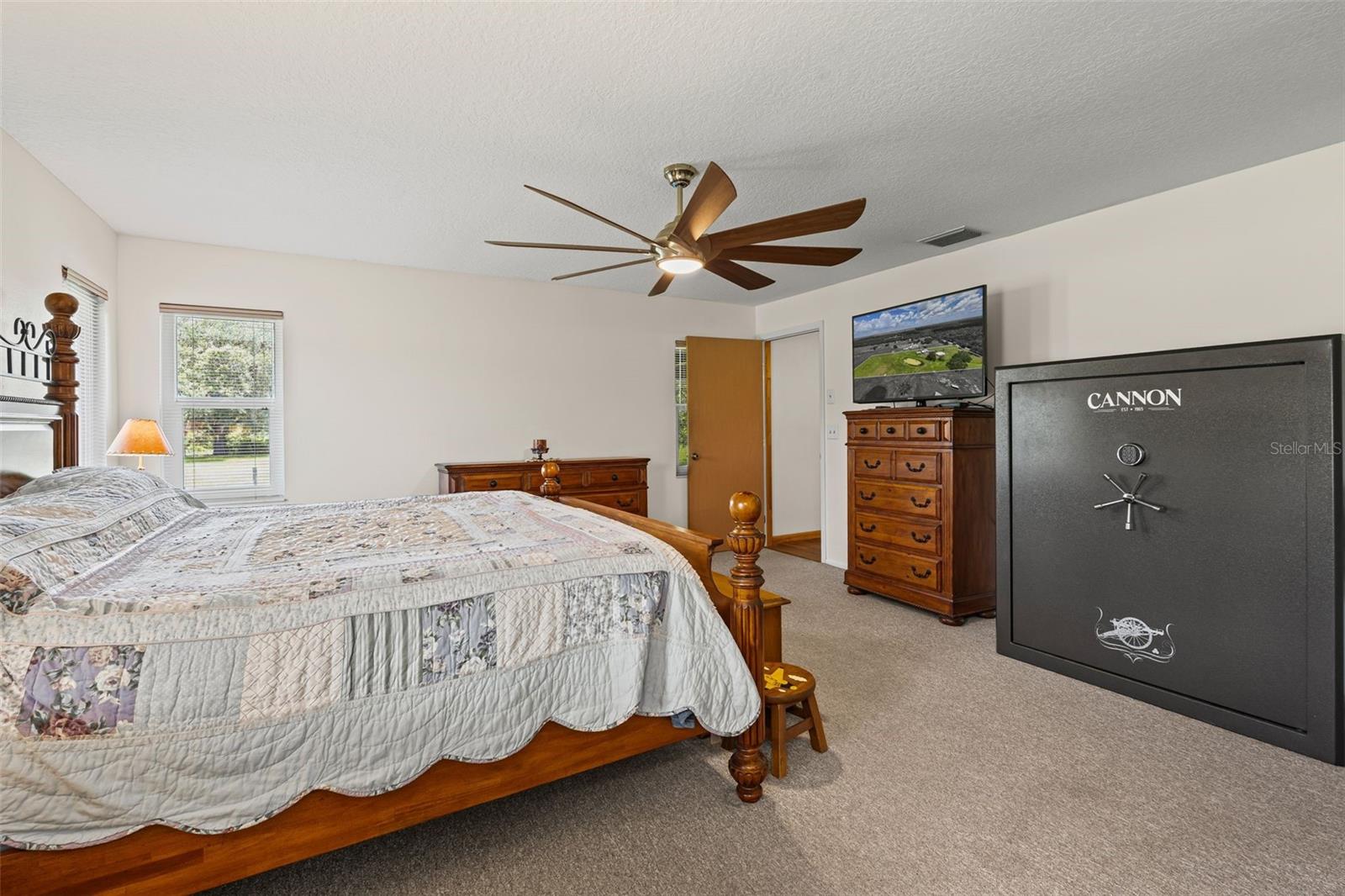 A4661606 Property Photo