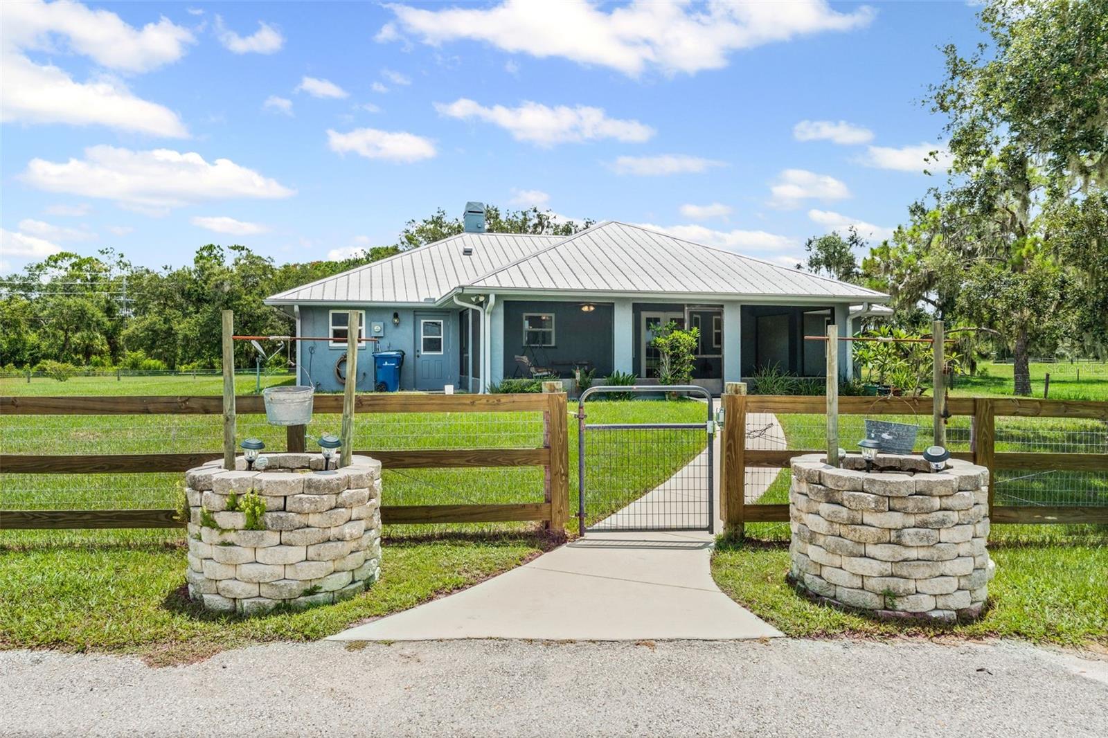 A4661606 Property Photo