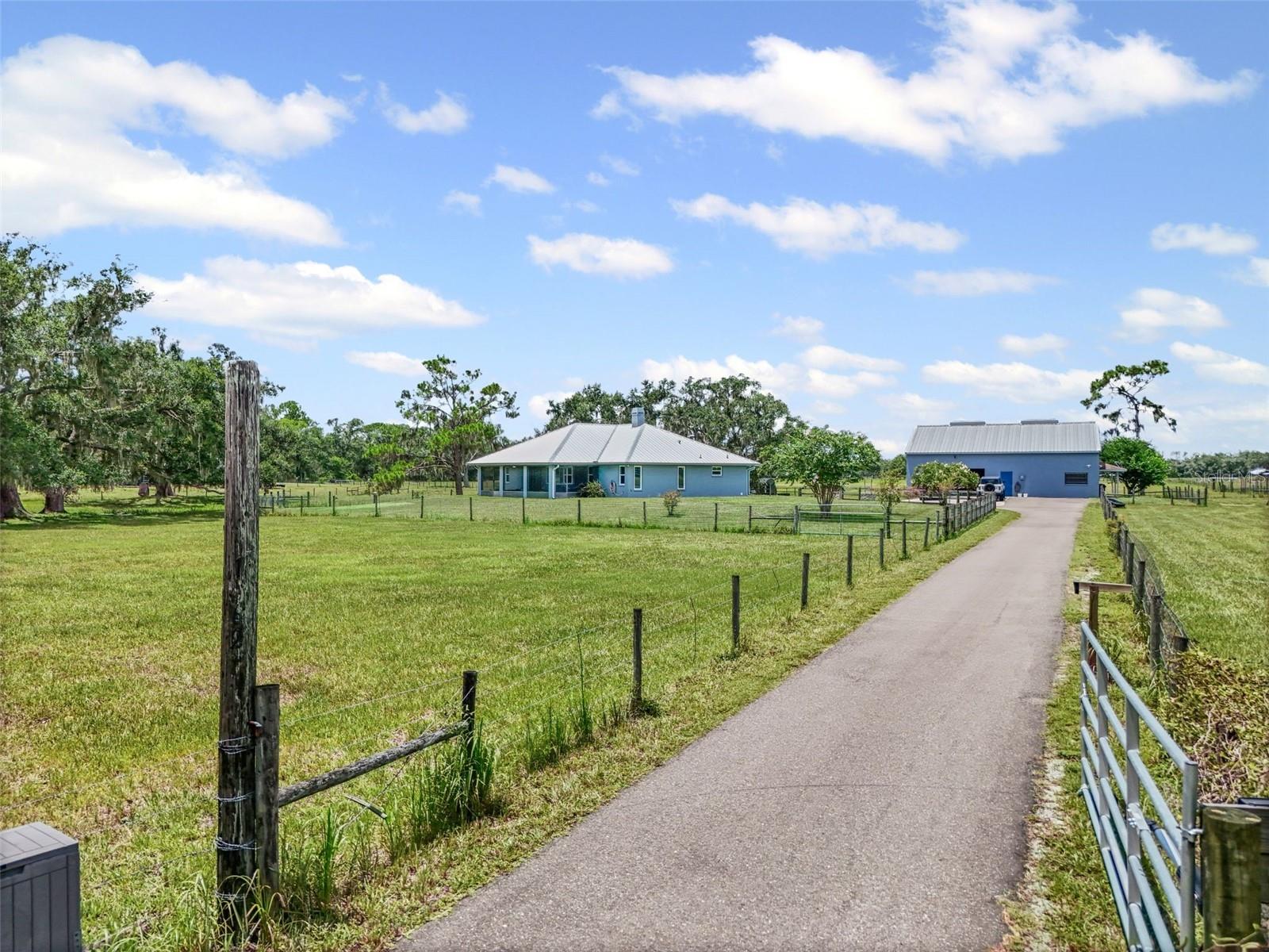 A4661606 Property Photo