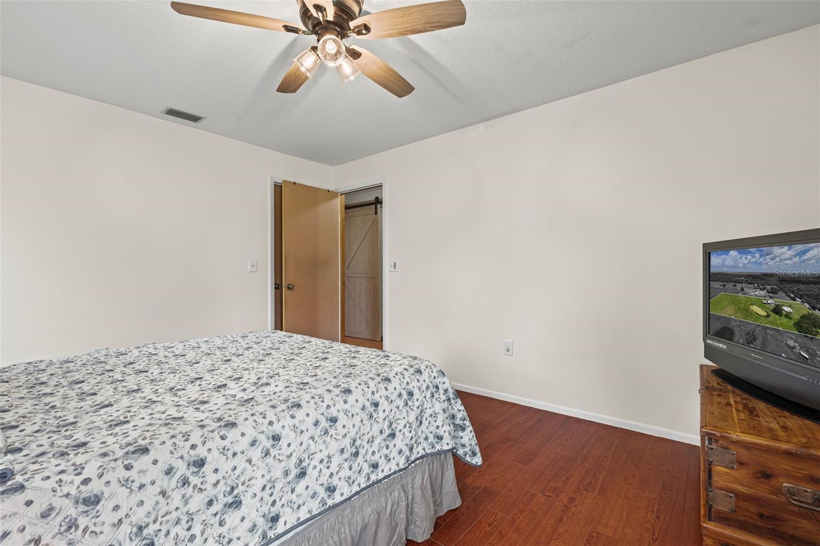 A4661606 Property Photo
