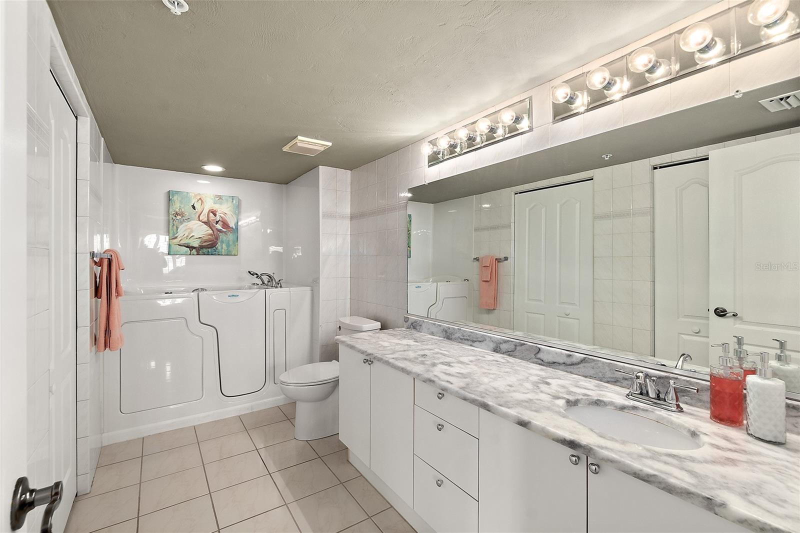 3 OCEANS WEST BLVD #7C6, DAYTONA BEACH, FL, 32118