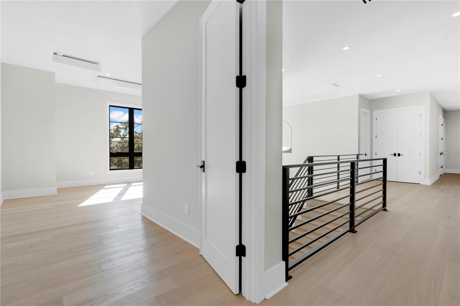 TB8416092 Property Photo