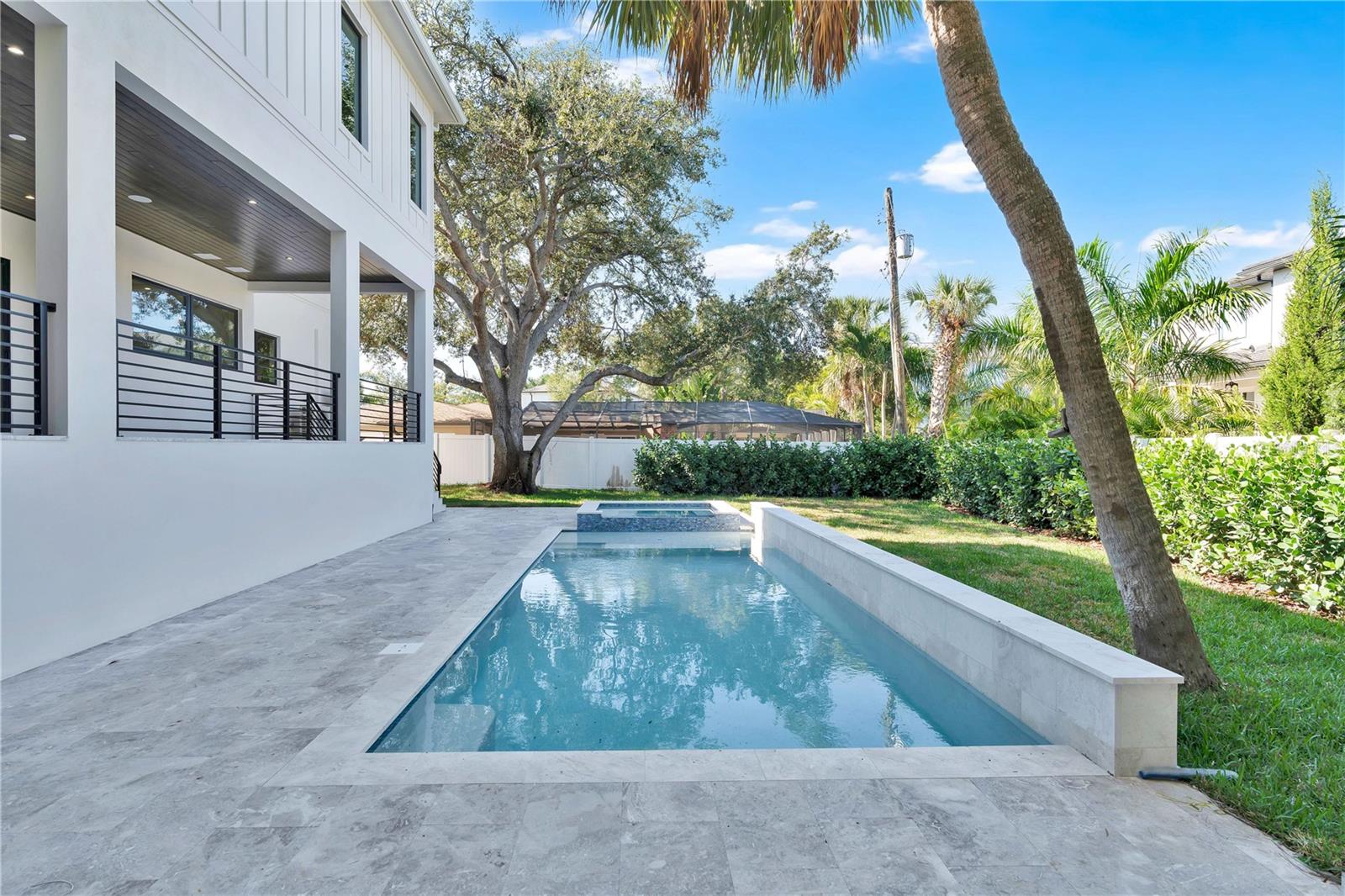 TB8416092 Property Photo