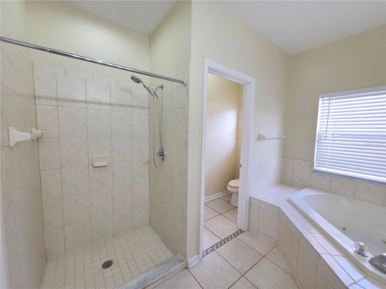 1527 DERBY GLEN DR, ORLANDO, FL, 32837