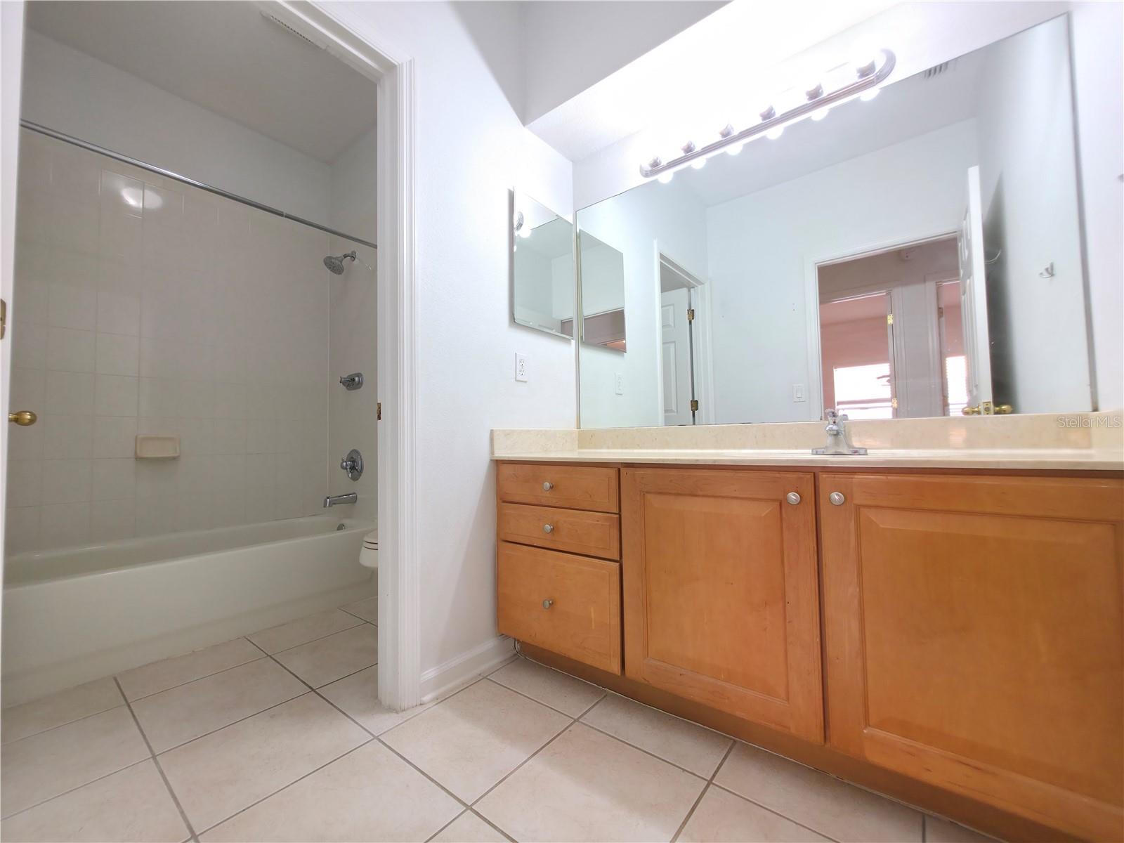 1527 DERBY GLEN DR, ORLANDO, FL, 32837