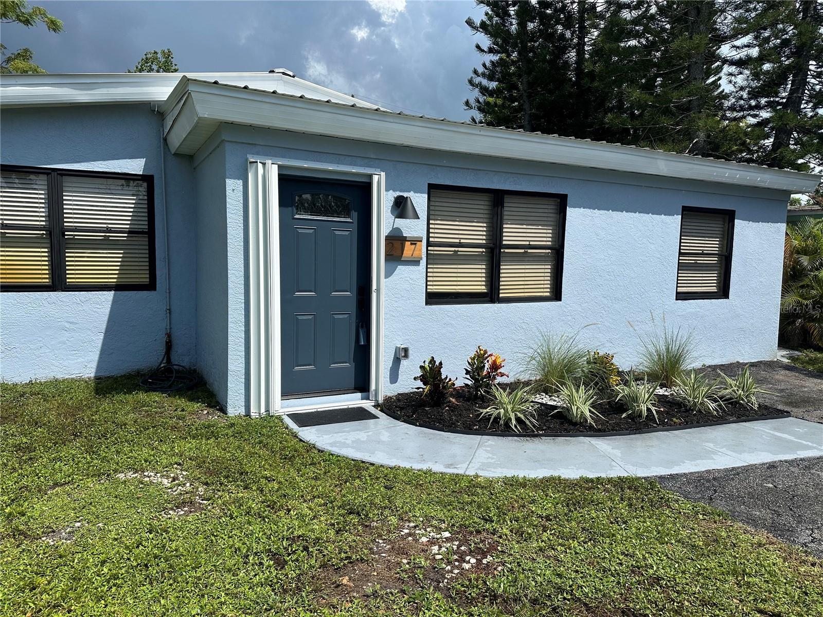 217 EMERALD LN, LARGO, FL, 33771