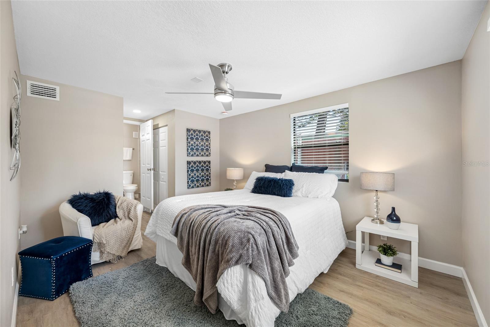 217 EMERALD LN, LARGO, FL, 33771