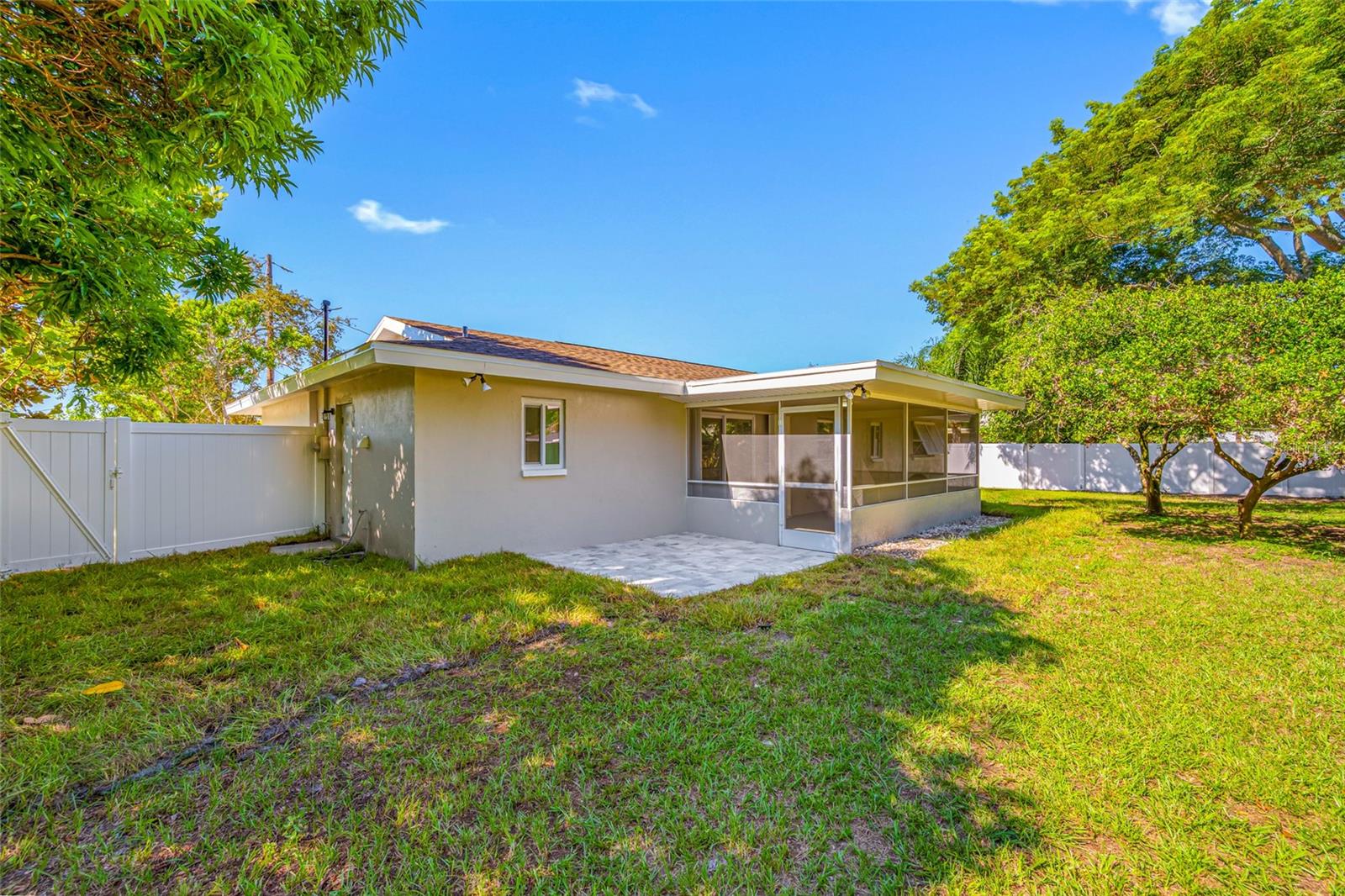 1851 SIERRA CIR N, LARGO, FL, 33770