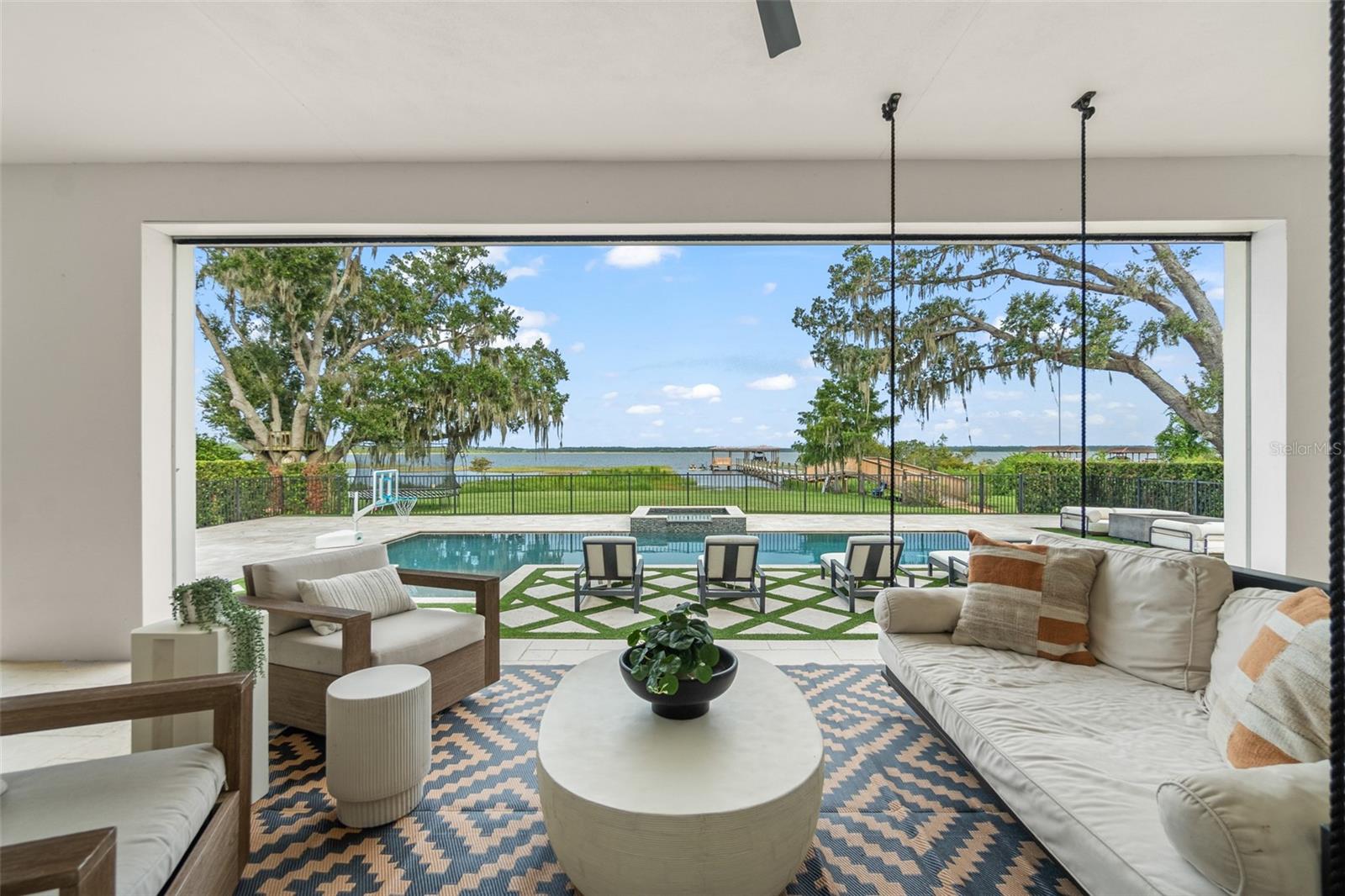 O6334835 Property Photo