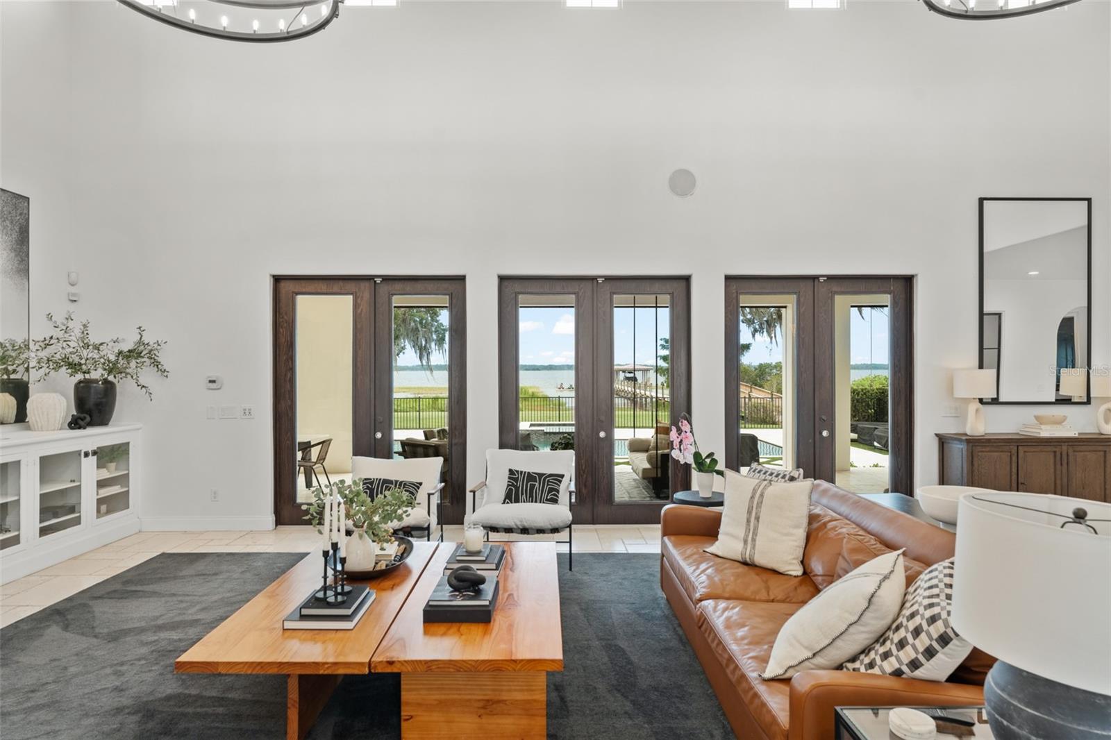 O6334835 Property Photo