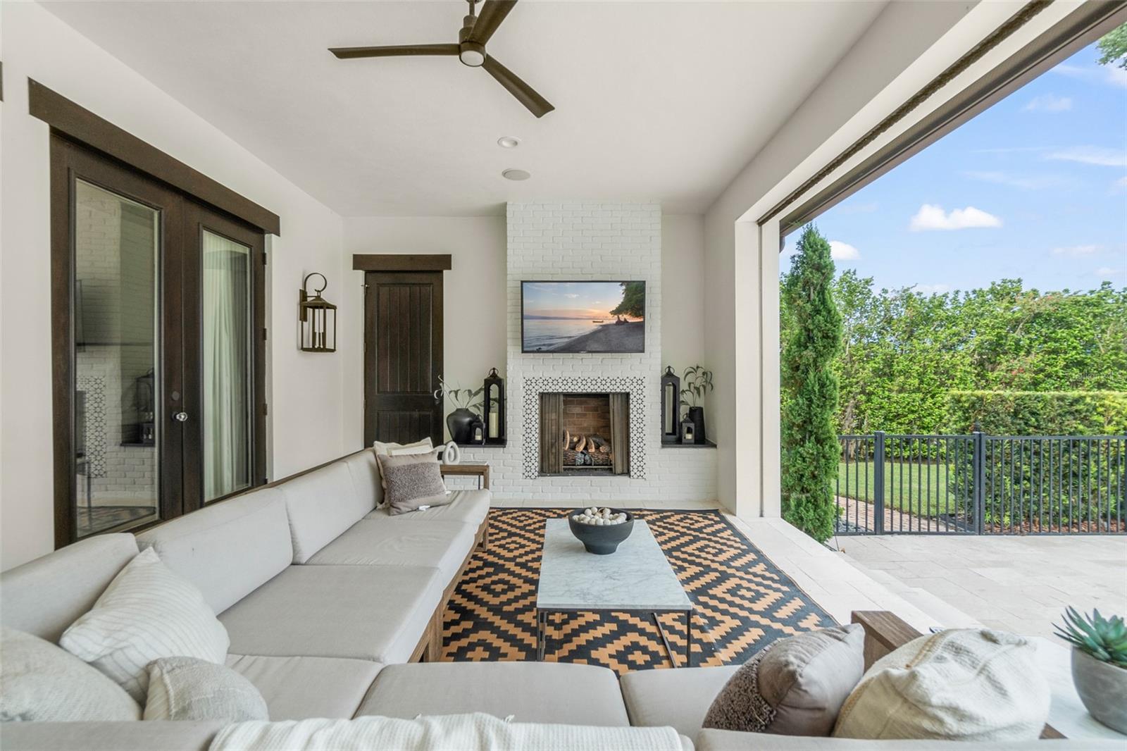 O6334835 Property Photo