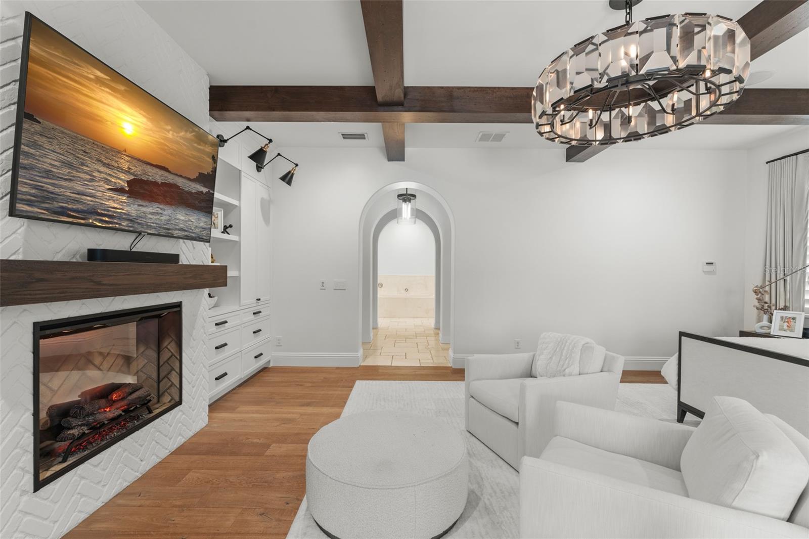 O6334835 Property Photo