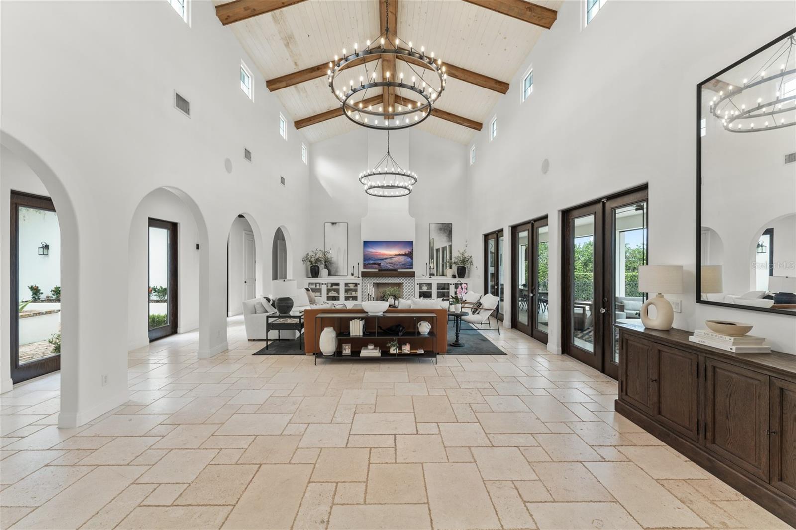 O6334835 Property Photo