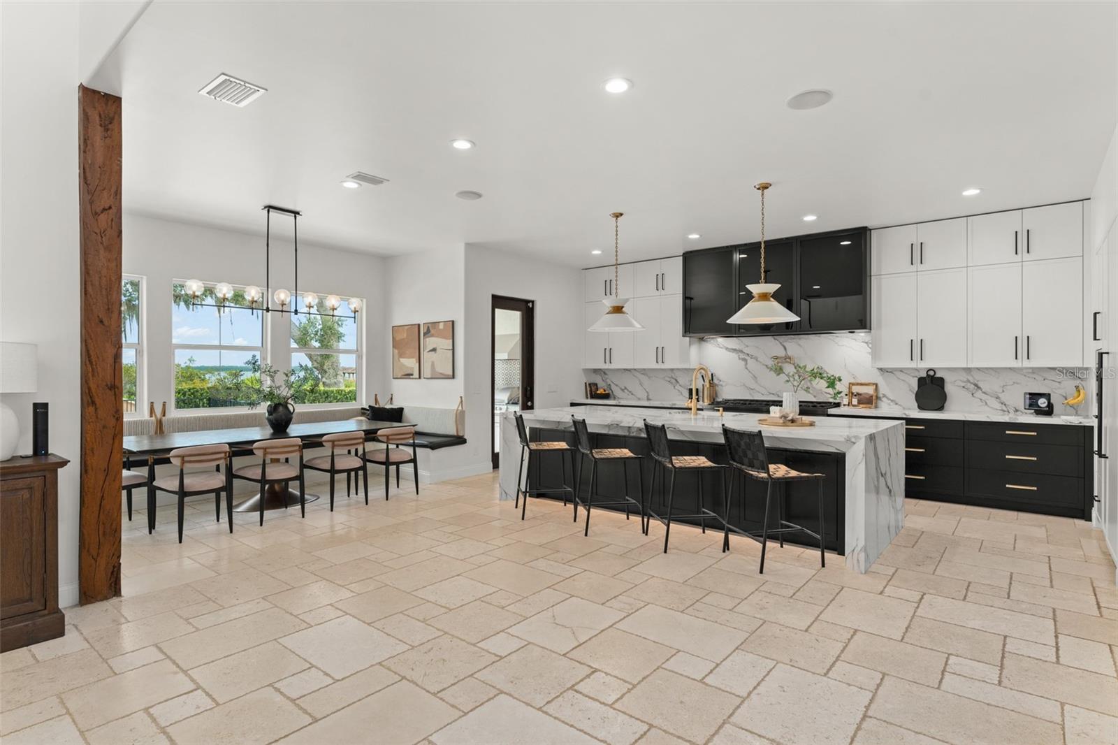 O6334835 Property Photo