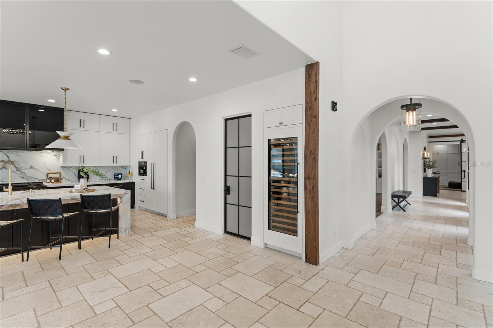 O6334835 Property Photo