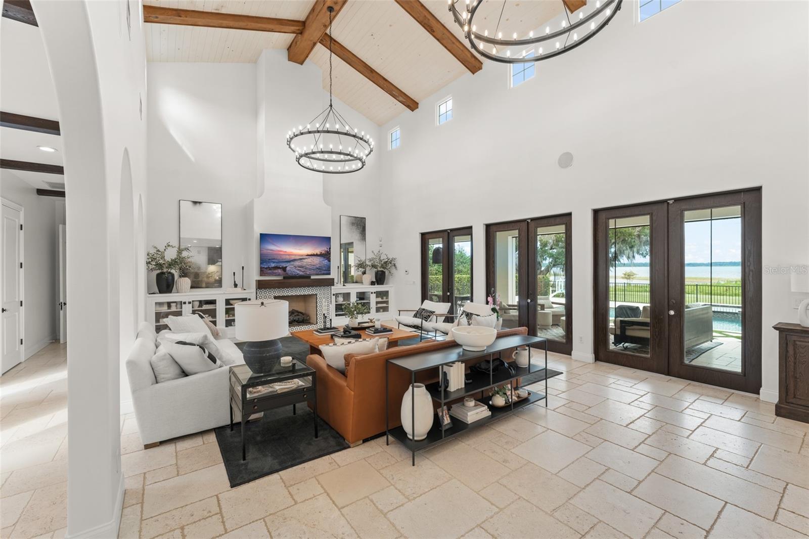 O6334835 Property Photo