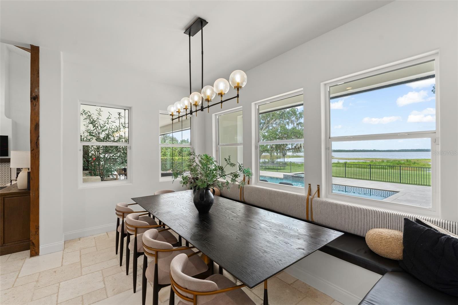 O6334835 Property Photo