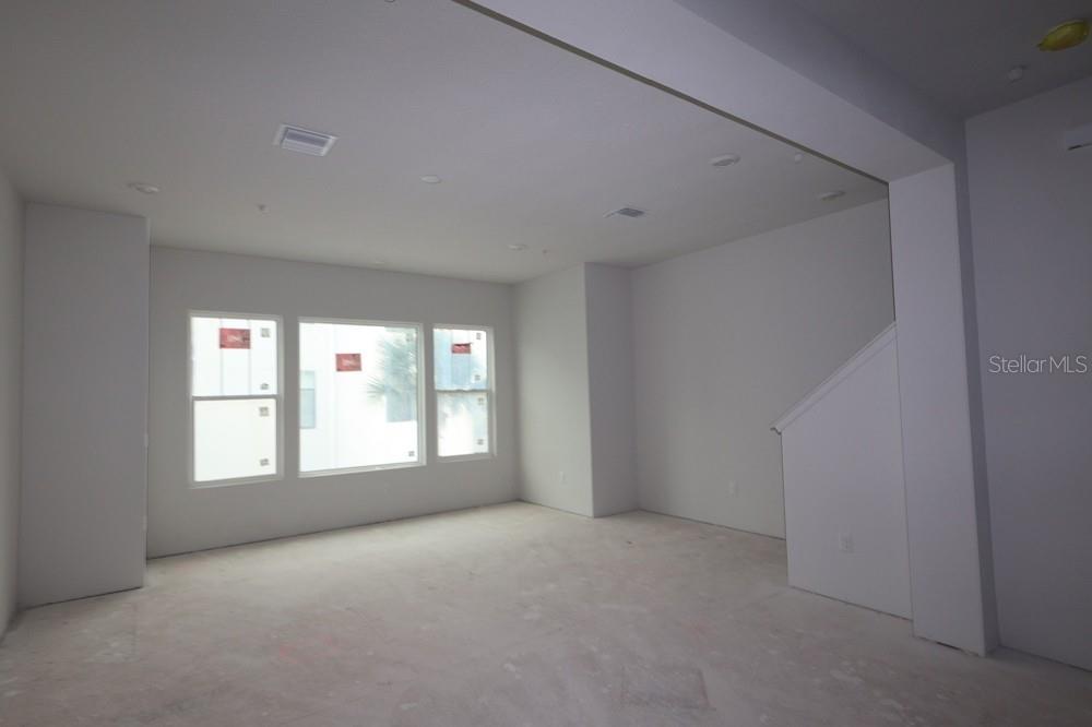 TB8416204 Property Photo