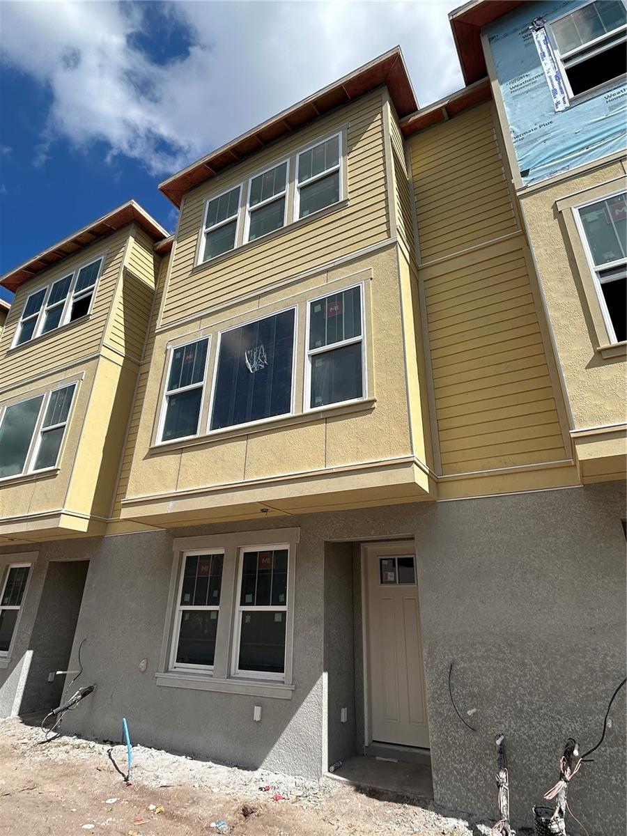 TB8416204 Property Photo