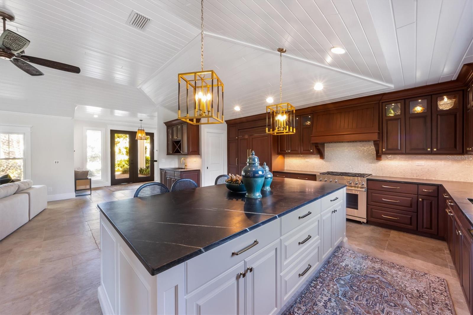 A4661670 Property Photo