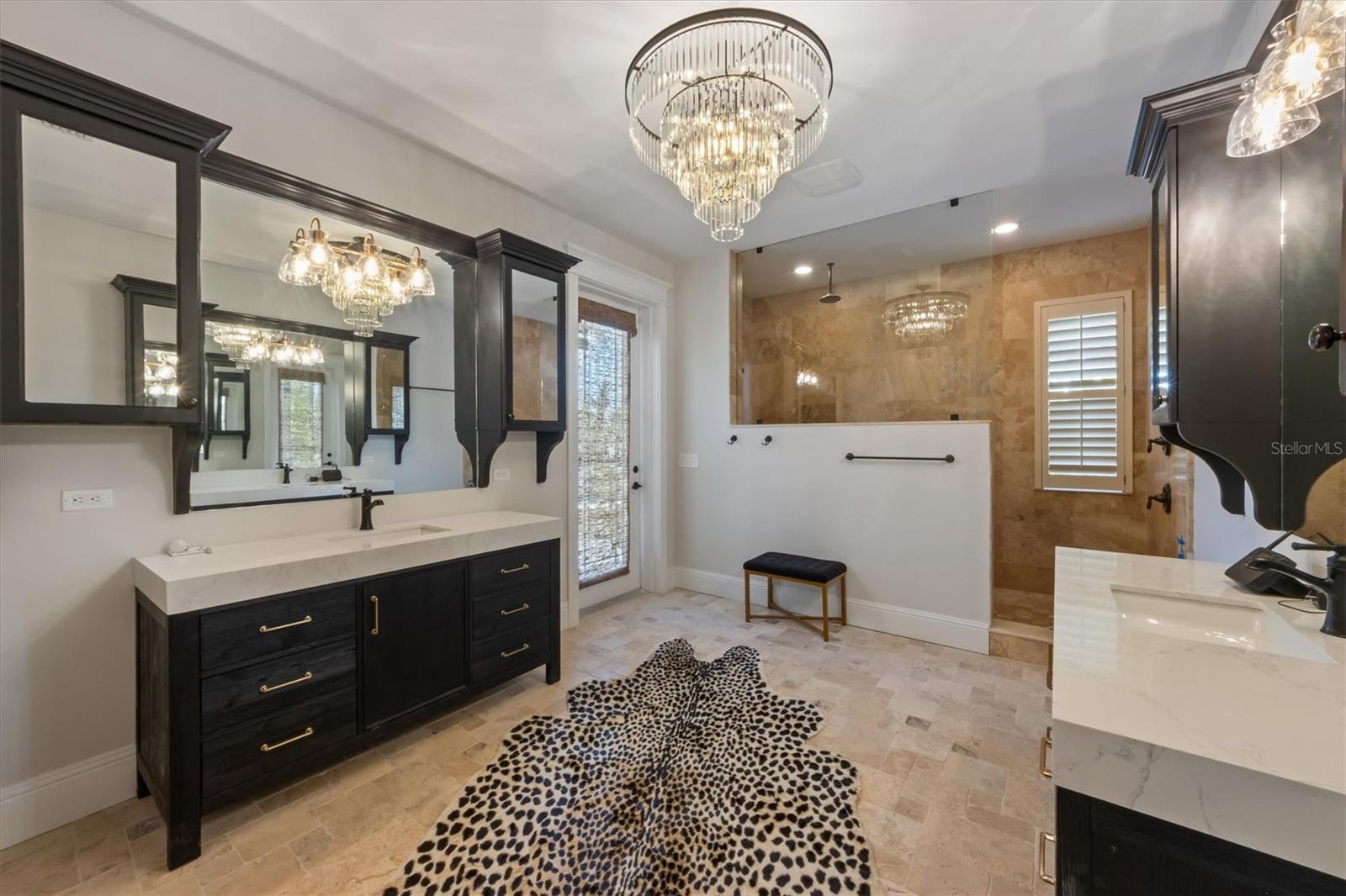 A4661670 Property Photo