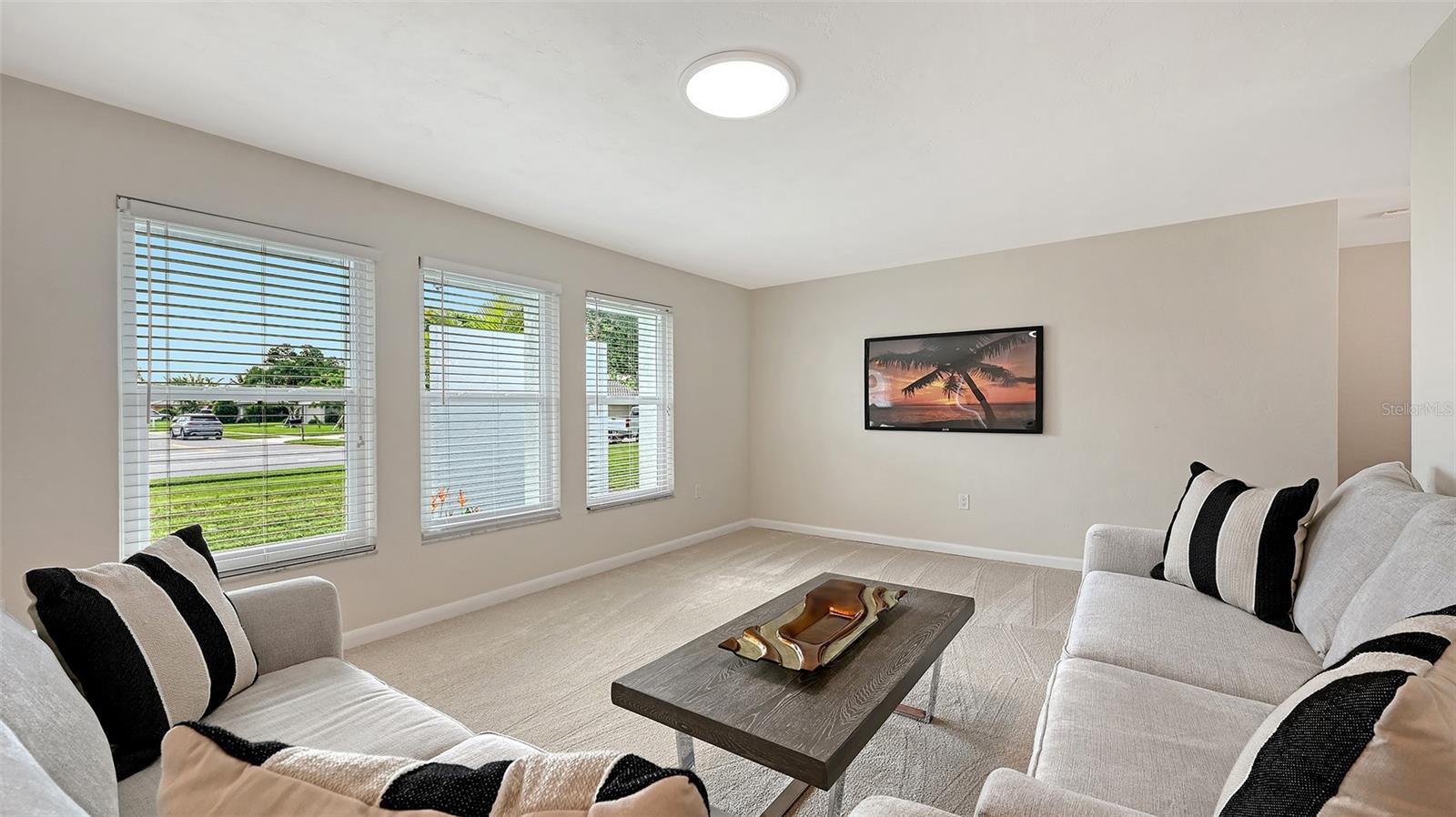 A4661671 Property Photo