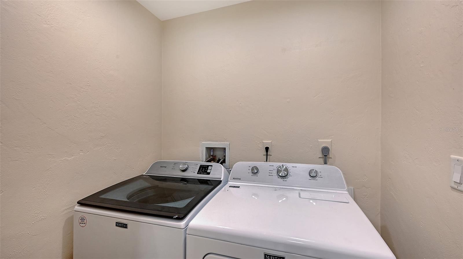 A4661671 Property Photo