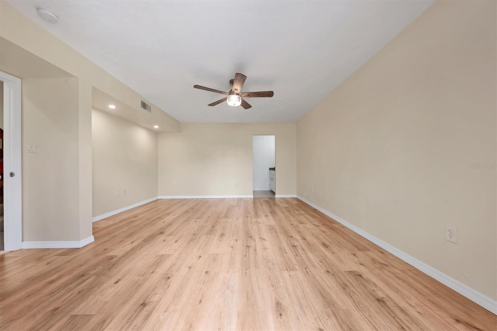 A4661675 Property Photo